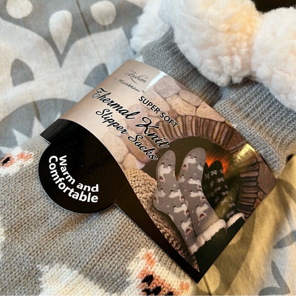 NWT Thermal Knit Socks - Picture 2 of 4